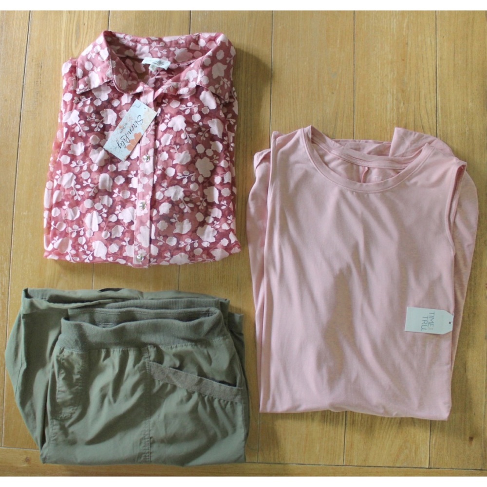 Plus Size Women’s (3) Piece Bundle Lot Shorts, Dress and Sheer Top NWT 2X